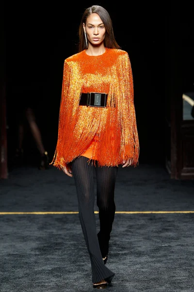 Look 9